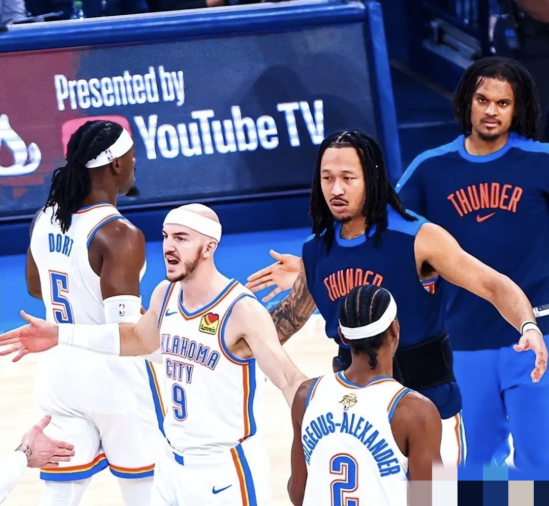 爱游戏-雷霆队连续两场比赛击败独行侠队，状态回勇的简单介绍